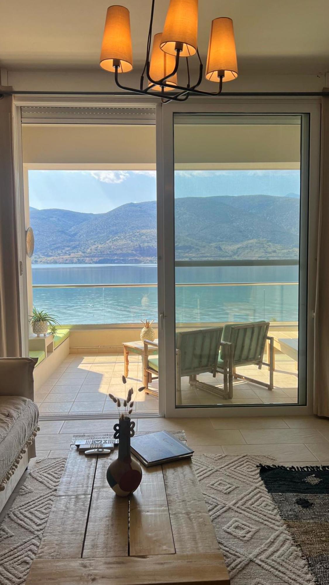 Beach House In Itea-Delphi Exteriér fotografie