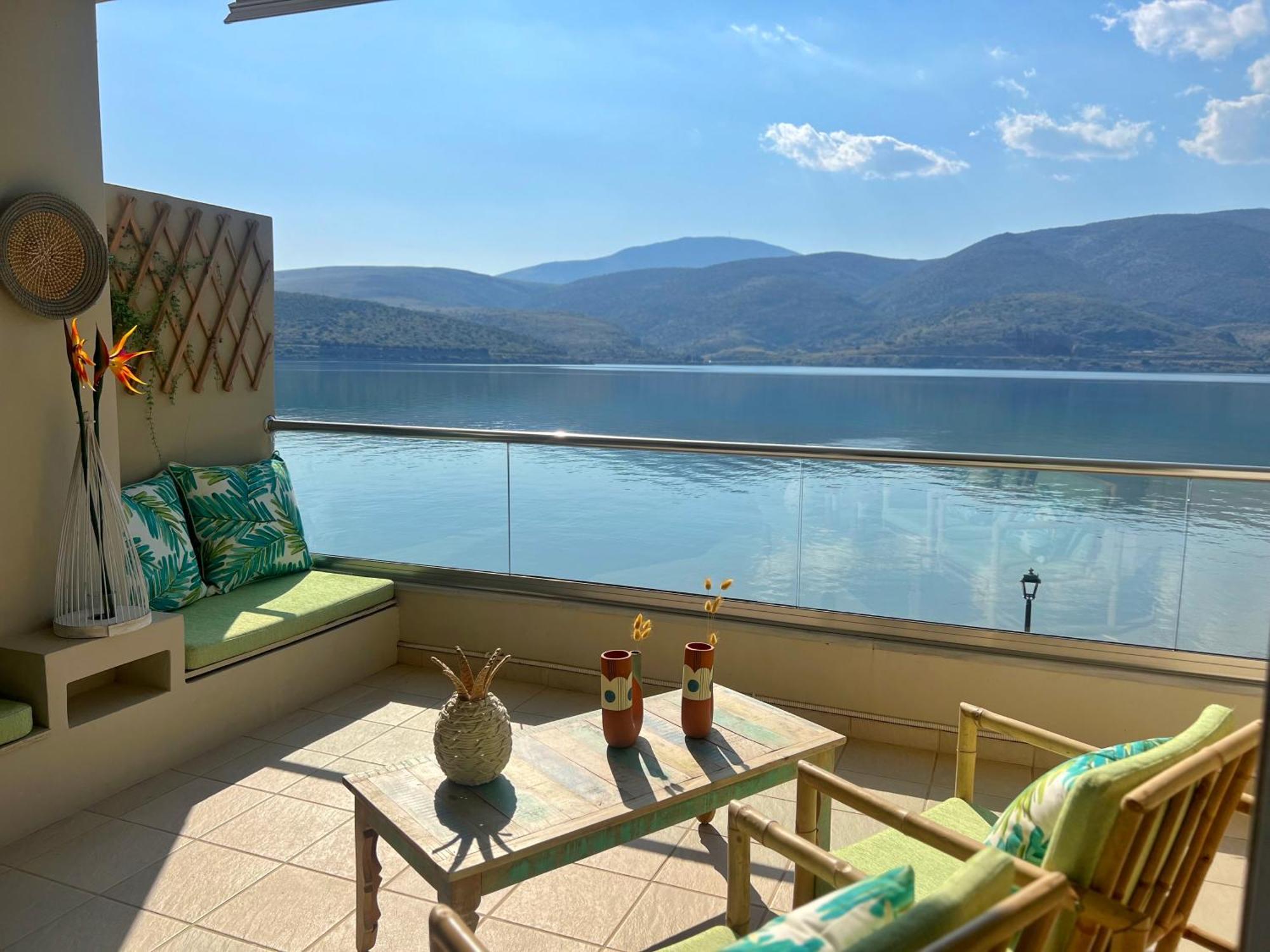 Beach House In Itea-Delphi Exteriér fotografie